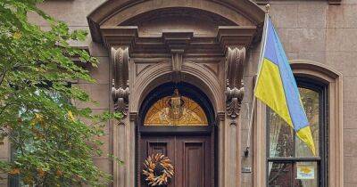 Сара Джессика Паркер - Флаг Украины появился на доме Кэрри Брэдшоу (фото) - focus.ua - Украина - Нью-Йорк - Нью-Йорк