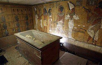 Захи Хавасс - Сотню мумий и пирамиду неизвестной царицы нашли возле гробницы Тутанхамона - charter97.org - Египет - Белоруссия