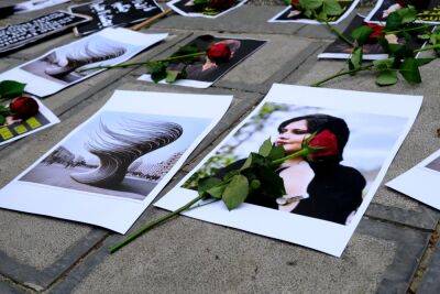 Амини Махсы - Несколько офицеров КСИР убиты демонстрантами в Иране - news.israelinfo.co.il - Иран - Азербайджан
