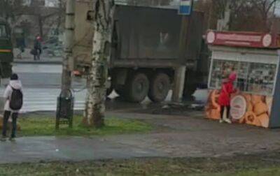 Петр Андрющенко - Оккупанты изменили направление движения войск через Мариуполь - мэрия - korrespondent.net - Россия - Украина - Запорожская обл. - Херсон - Мариуполь - территория Азовсталь