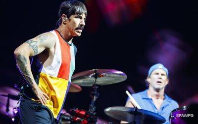 Солиста Red Hot Chili Peppers заметили в компании украинской актрисы - korrespondent.net - Украина - Австралия - Бразилия - Лос-Анджелес