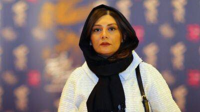 Getty Images - Амини Махсы - Массовые протесты в Иране: две известные актрисы арестованы, в курдские районы направлены военные - fokus-vnimaniya.com - Англия - Иран - Испания - Катар