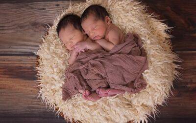 В США родились близнецы из 30-летних эмбрионов - korrespondent.net - США - Украина - Англия