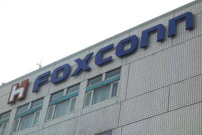 Foxconn заплатит работникам по $1 400 за прекращение протестов и увольнение из «iPhone City» в Чжэнчжоу - itc.ua - Китай - Украина - New York