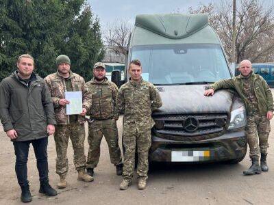 Parimatch передал армии машину для разведчиков и "скорую" для эвакуации - gordonua.com - Россия - Украина