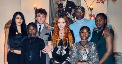 Гай Ричи - Леон Лурдес - Редкий снимок. Мадонна показала всех своих шестерых детей на одном фото - focus.ua - США - Украина - Лондон - Нью-Йорк - Малави