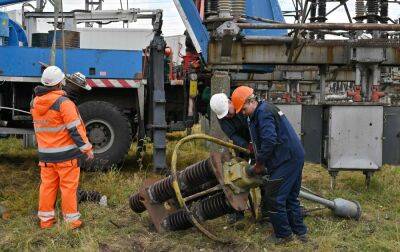 У Києві сьогодні продовжують екстрено вимикати світло, графіки не працюють - rbc.ua - Украина - Україна - місто Київ