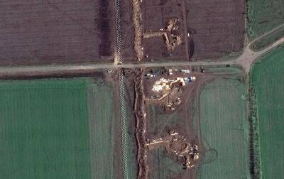 Не схожі на лінію оборони. В ISW показали нові фото укріплень окупантів на Лівобережжі - rbc.ua - Україна - Twitter