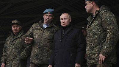 Владимир Путин - Джон Кирби - Российские военные обсуждали применение ядерного оружия в Украине - ru.euronews.com - Россия - США - Украина - Вашингтон - New York