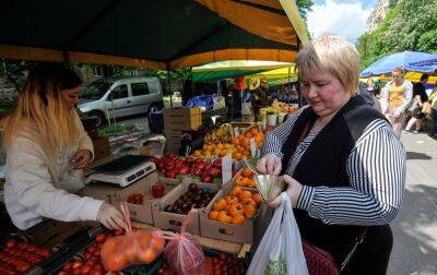 Ціни підскочили вдвічі. Мешканці Луганської області збідніли в 4-5 разів - rbc.ua - Україна - місто Луганськ