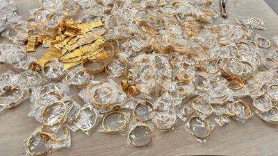 Трех арабов взяли в Бен-Гурионе с 20 килограммами золота в чемодане - vesty.co.il - Израиль - Турция - Иерусалим - Восточный Иерусалим