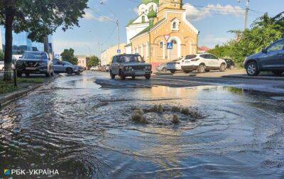 Маленька Венеція. Мер Миколаєва розповів про численні прориви труб у місті - rbc.ua - Украина - Україна - місто Миколаїв