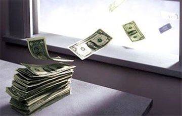 Пенсионерке удалось выбить из банка $2000 безотзывного депозита - charter97.org - Белоруссия - район Добрушский