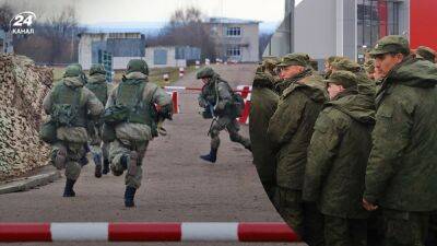 "Сними погоны, пид***с": в Казани сотни "мобиков" устроили бунт против командира - 24tv.ua - Симферополь - Казань - район Симферопольский - с. Перевальное