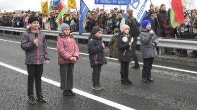 Белорусы отметили 7 ноября марафоном подарков - belarus24.by - Белоруссия - Новополоцк