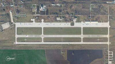 РФ сконцентрувала на одному аеродромі близько 20 літаків-ракетоносців - lenta.ua - Украина - Росія