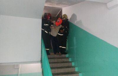В Полоцке сотрудники МЧС спасли мужчину во время пожара - ont.by - Белоруссия - Полоцк