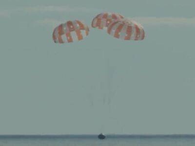 Космический корабль Orion вернулся на Землю после полета к Луне - gordonua.com - Украина
