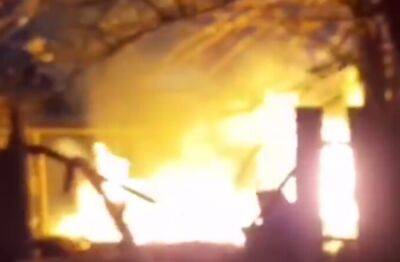 Обстріли Херсона: після атаки окупантів у місті спалахнула пожежа - vchaspik.ua - Украина - місто Херсон