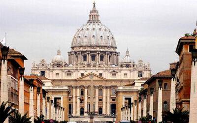 Ватикан проводить краудфандингову кампанію для відправки термобілизни в Україну - bin.ua - Украина - Ватикан - Reuters - місто Франциск