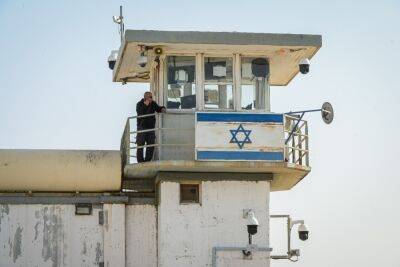 Солдат срочной службы больше не будут набирать в ШАБАС - news.israelinfo.co.il