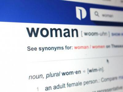 Онлайн-словарь Dictionary.com выбрал слово года - "женщина" - unn.com.ua - Украина - Киев
