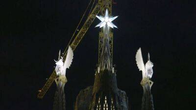 Барселона: три башни собора готовы - ru.euronews.com