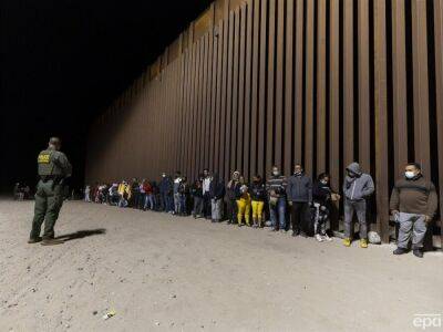 Мэр американского Эль-Пасо объявил чрезвычайное положение из-за наплыва мигрантов из-за границы с Мексикой - gordonua.com - США - Украина - Техас - Эль-Пасо - Мексика