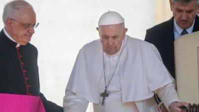 Франциск - Франциск Римский - Папа Римский подписал заявление об отставке в случае ухудшения здоровья - unn.com.ua - Украина - Киев - Испания - Ватикан - Ватикан
