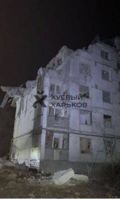 Ночью ракета разрушила многоэтажку в Чугуеве — соцсети (фото, видео) - objectiv.tv - Белгородская обл.