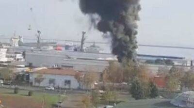 В турецком порту Самсун на Черном море произошел взрыв на нефтяном танкере – СМИ - ru.slovoidilo.ua - Украина - Турция - Стамбул