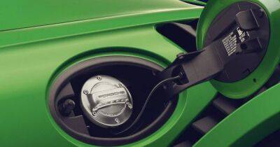 Porsche - В Porsche начали выпуск инновационного эко-топлива: оно может заменить привычный бензин - focus.ua - Украина - Чили