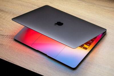 Тим Кук - СМИ: Apple начнет производство MacBook во Вьетнаме в 2023 году - itc.ua - Китай - США - Украина - Индия - Вьетнам - Тайвань - шт. Аризона - state Arizona