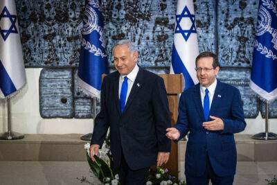 Биньямин Нетанияху - Ицхак Герцог - Нетанияху объявил президенту, что сформировал коалицию, не подписав коалиционных соглашений - news.israelinfo.co.il - Израиль