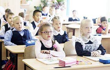 В 15 городских и шести сельских школах Беларуси детей перестанут кормить завтраками - charter97.org - Белоруссия - Минск - район Волковысский