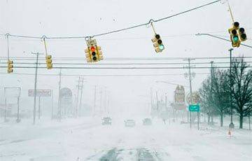 В США и Канаду мощный зимний шторм принес невиданные морозы - charter97.org - США - Техас - Колумбия - Белоруссия - Канада - шт.Пенсильвания - штат Монтана - шт. Мичиган