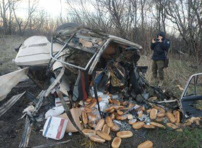 Машина с "гуманитаркой" взорвалась на Харьковщине, кадры: все закончилось трагично - politeka.net - Россия - Украина - Харьковская обл.
