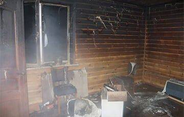 Из-за неисправной проводки горел дом, который власти подарили семье мальчика-героя - charter97.org - Белоруссия - район Мядельский