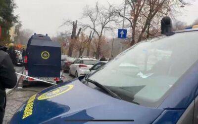 У будівлі посольства України в Румунії знайшли два підозрілі конверти: що відомо - rbc.ua - Україна - Румунія