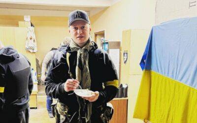 Андрей Хлывнюк - Лидер "Бумбокс" Хлывнюк впечатлил видом на фронте: "Поздравляем и безгранично благодарим за борьбу..." - politeka.net - Украина