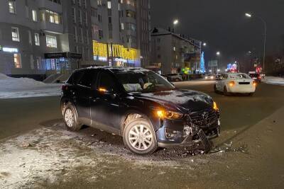 В Кургане три человека пострадали в ДТП на перекрестке - kikonline.ru - Россия - Курган