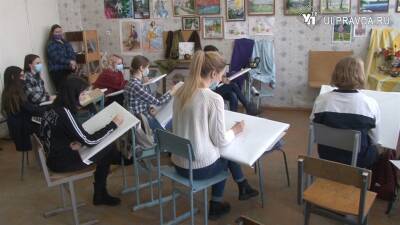 Александр Никитин - «В начале XX века девушки были лучше». Кем вдохновляются ульяновские художники - ulpravda.ru - Япония