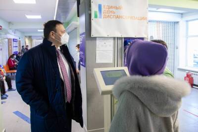 Владимир Кузнецов - Валерий Лимаренко - По поручению Валерия Лимаренко министр здравоохранения выполнял свою работу - sakhalin.info - Сахалинская обл. - Южно-Сахалинск
