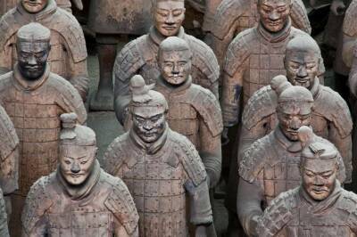 Елен Коваль - Археологи обнаружили 20 «терракотовых воинов» в секретной китайской гробнице - lenta.ua - Китай - Украина - Рим - Сиань
