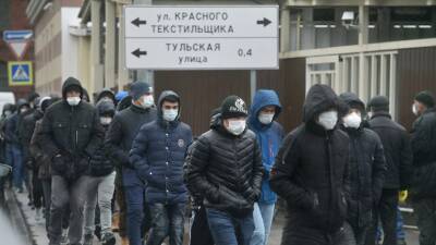 Владимир Путин - Дмитрий Медведев - Медведев заявил о росте притока мигрантов в Россию в 2021 году - russian.rt.com - Россия