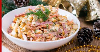 30 минут на кухне: салат с морковью по-корейски и копченой колбасой - profile.ru
