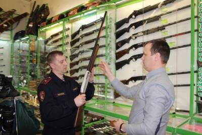 В Новосибирской области за год изъяли больше 4 тысяч единиц оружия - novos.mk.ru - Россия - Новосибирская обл.