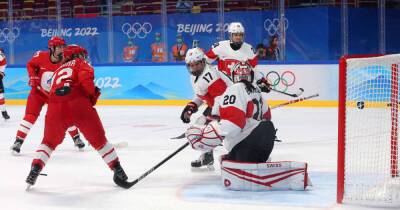 Российские хоккеистки играют вничью после двух периодов матча ОИ-2022 - ren.tv - Россия - Китай - Южная Корея - США - Швейцария - Канада - Пекин
