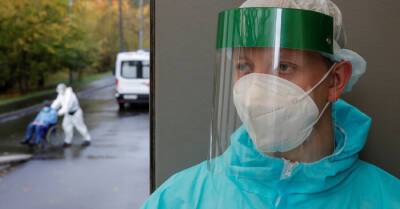 За сутки коронавирус подтвердили у 38 212 украинцев. Больше всего заболевших в Киеве - kp.ua - Украина - Киев