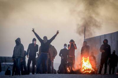 Четверо жителей Негева обвиненяются в теракте против журналиста «Гаарец» - news.israelinfo.co.il